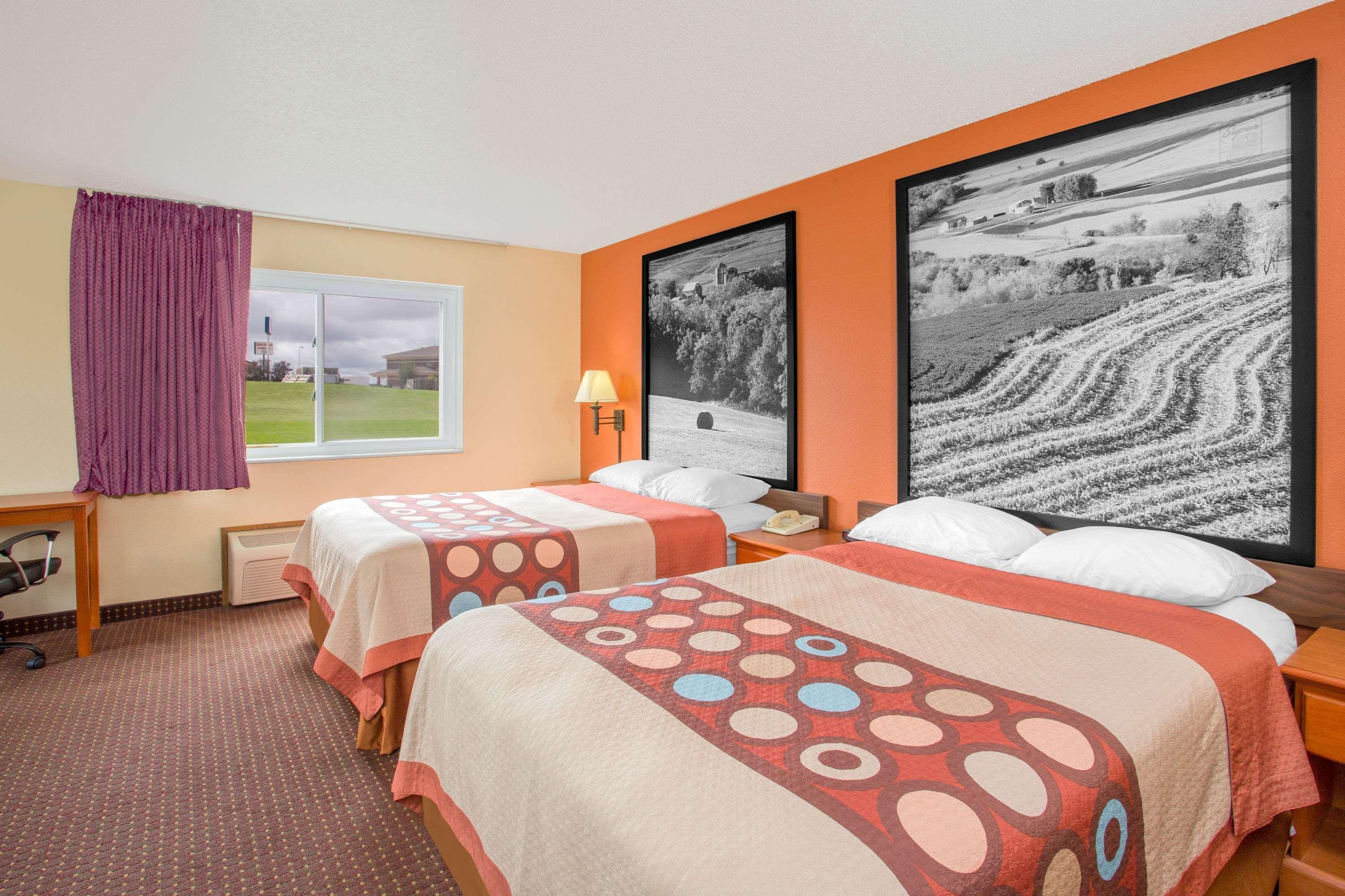Super 8 By Wyndham Waverly Kültér fotó
