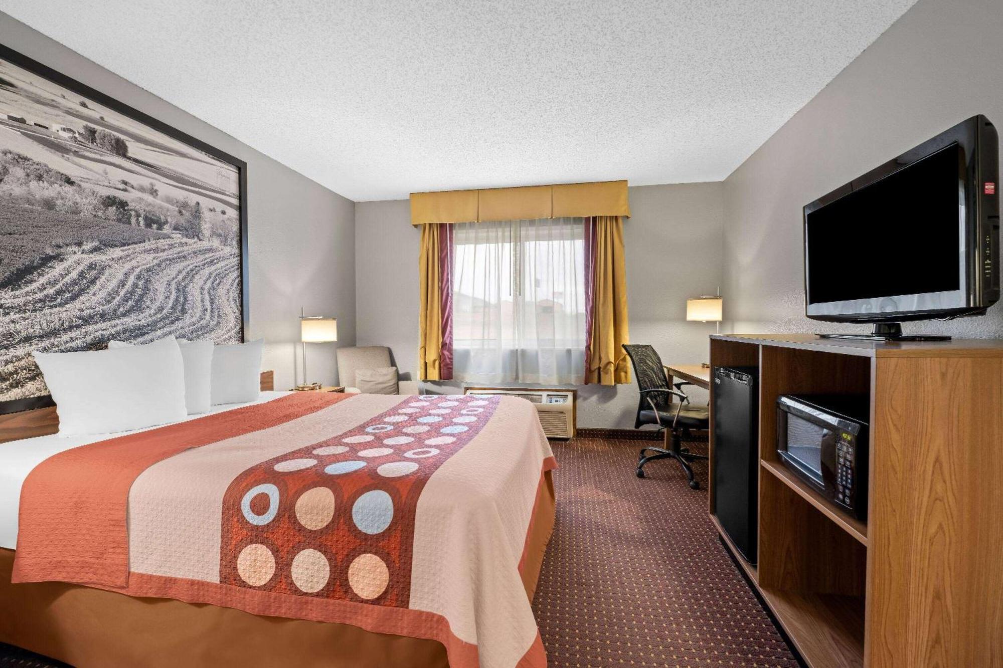 Super 8 By Wyndham Waverly Kültér fotó