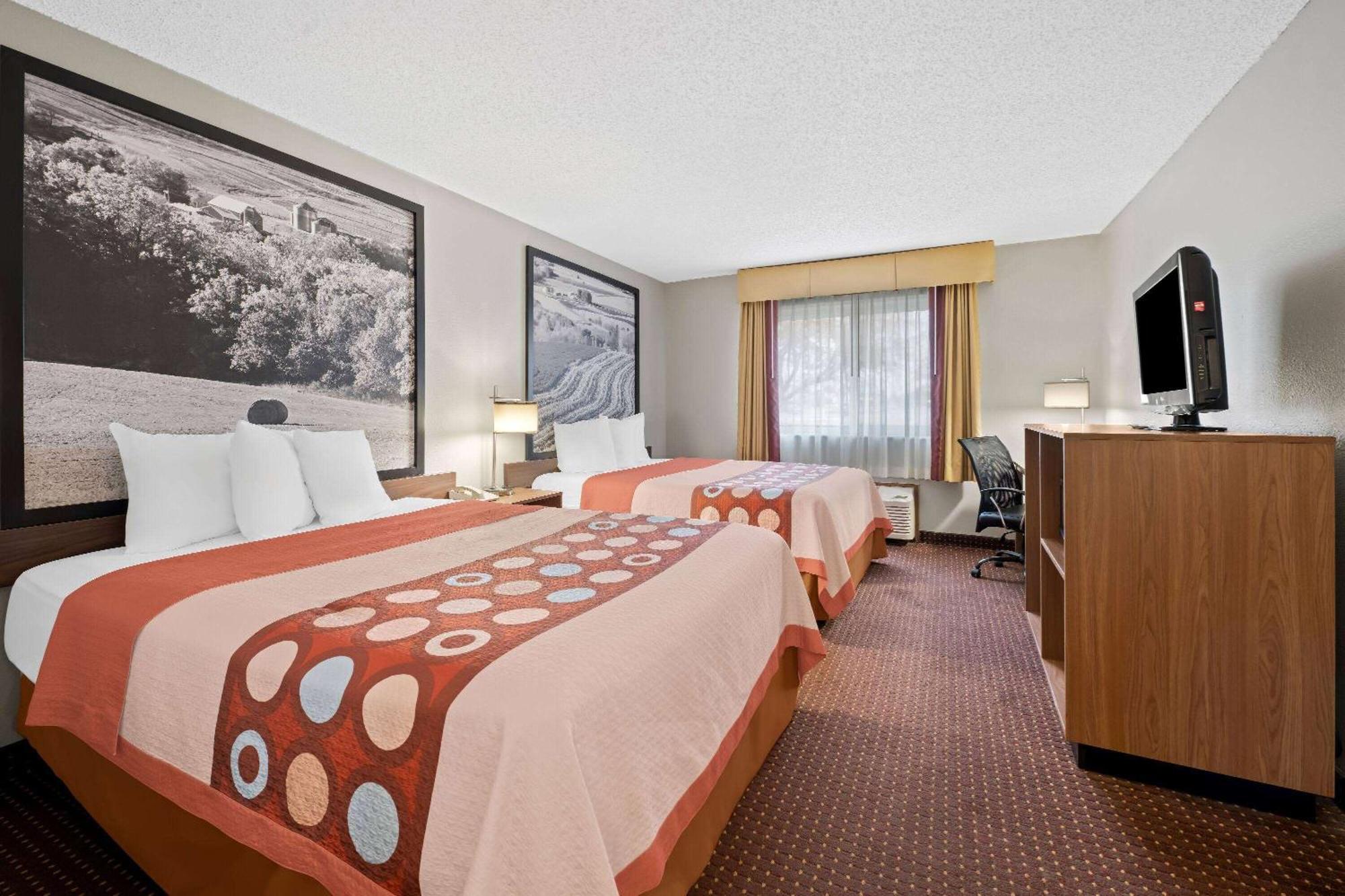 Super 8 By Wyndham Waverly Kültér fotó